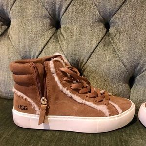 UGG Olli Heritage sneakers size 7
